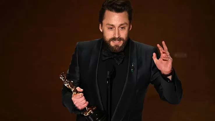Kieran Culkin Raih Piala Oscar 2025 (Puspitawati )