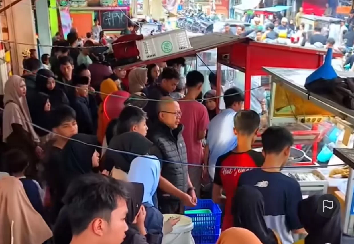 Tempat berburu takjil di Cianjur  (Puspitawati)
