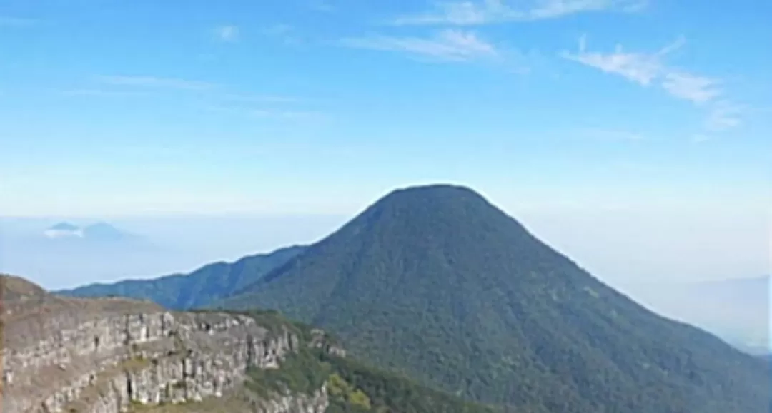 Gunung Gede (Dok : TatarSukabumi.ID)