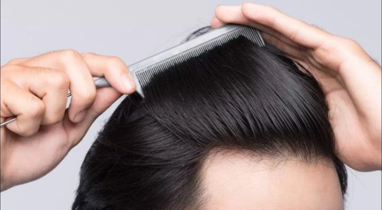 minus menggunakan pomade untuk rambut (ilustrasi) (puspita )