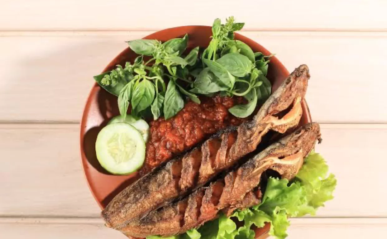 resep membuat pecel lele (posy resto) (puspita )