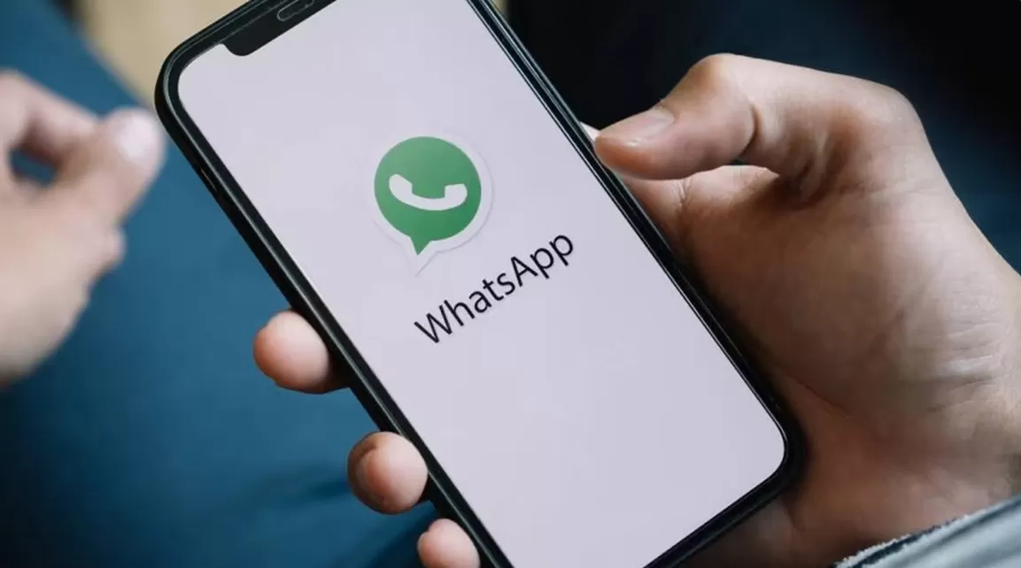 perhatikan 7 tanda whatsapp sedang disadap  (puspita )