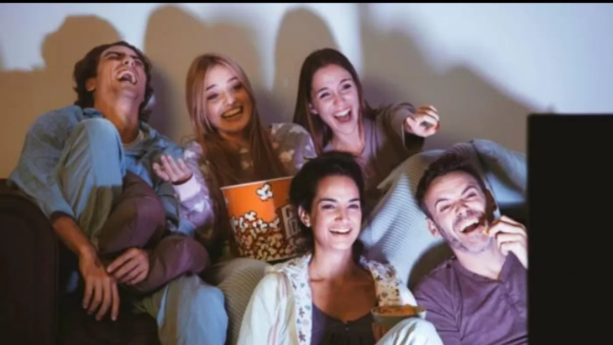 ide kegiatan seru di rumah bareng keluarga saat musim hujan (ilustrasi) (puspita )