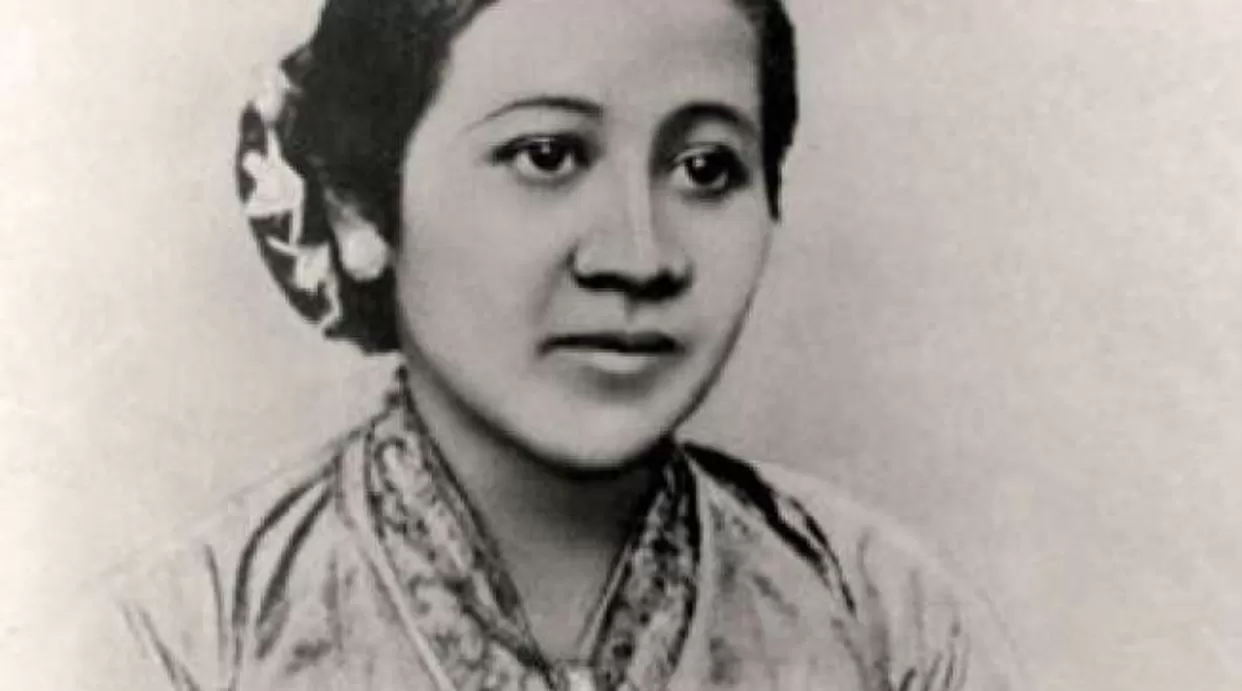 sejarah hari kartini (wikipedia) (puspita )