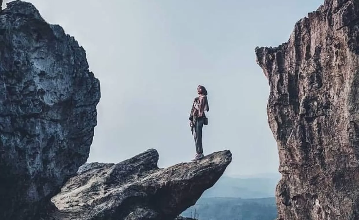 pesona wisata stone garden (instagram) (puspita )