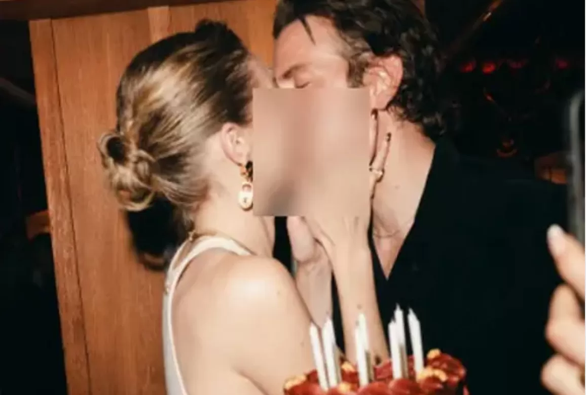 gigi hadid pamer foto mesra di hari ulang tahunnya (instagram) (puspita)