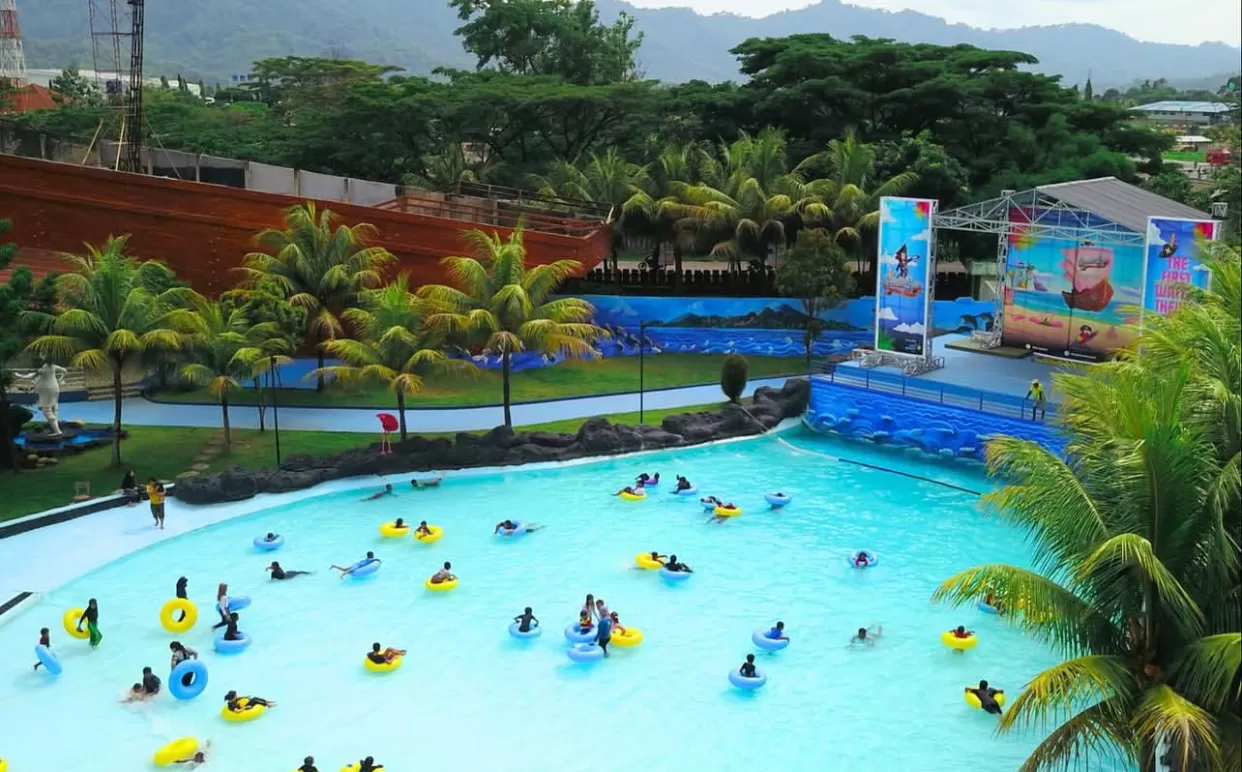 Keseruan Santasea Waterpark Sukabumi (instagram) (puspita)