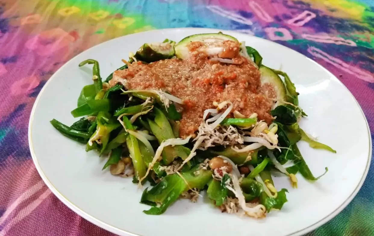 resep membuat serombotan khas bali (cookpad) (puspita)