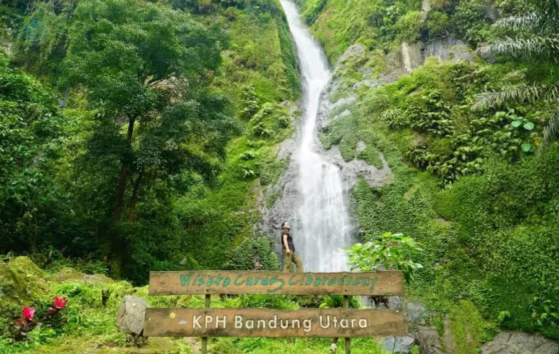 Pesona Curug Cibareubeuy (pergi dulu) (puspita)