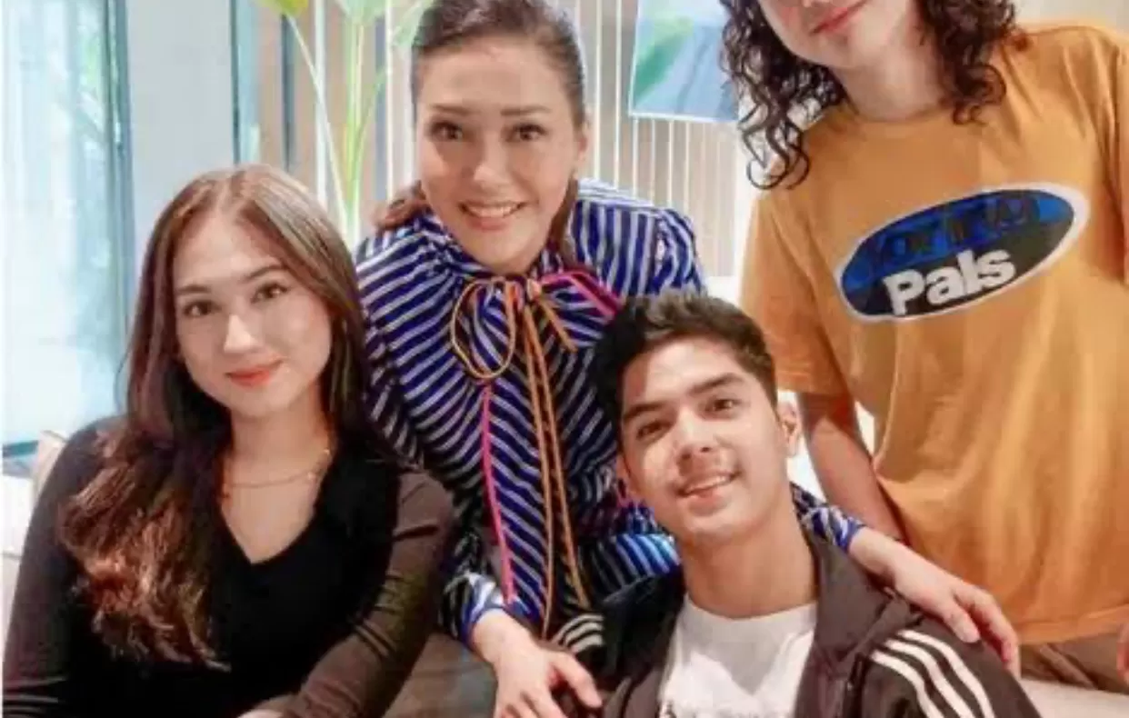 Mengenal Laura Moane Mantan Al Ghazali (instagram) (puspita )