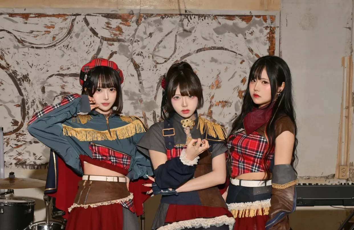 Skandal Perselingkuhan CEO Membuat IHOTEU Putus Kontrak dengan JDB Entertainment (instagram) (puspita)