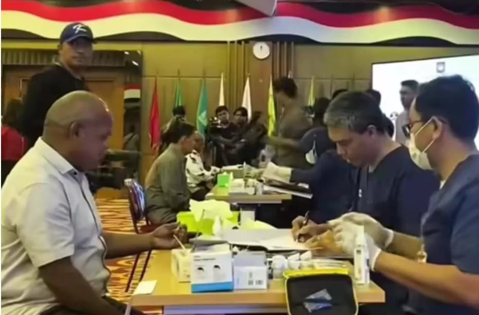 Dari 93 peserta terdaftar, enam kepala daerah absen karena kondisi kesehatan. Retret gelombang kedua akan digelar di IPDN mulai 22 Juni.