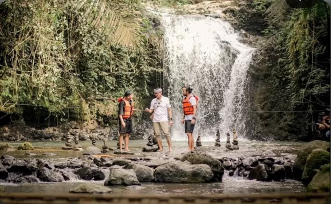 Pesona Curug Ciangin (jawara post) (puspita)