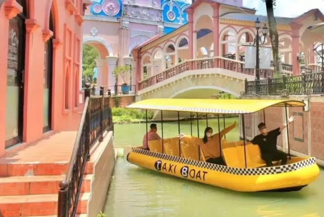 Cari wisata hits? Little Venice Kota Bunga aja! (puspita )
