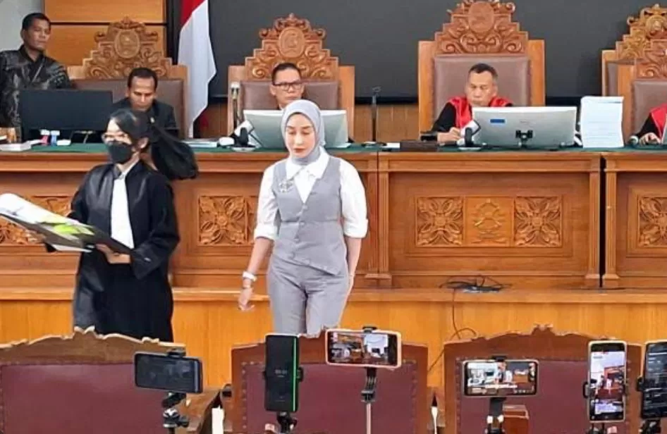 Reza Gladys Ungkap Saran Okky Pratama Tentang Kasus Nikita Mirzani  (puspita )