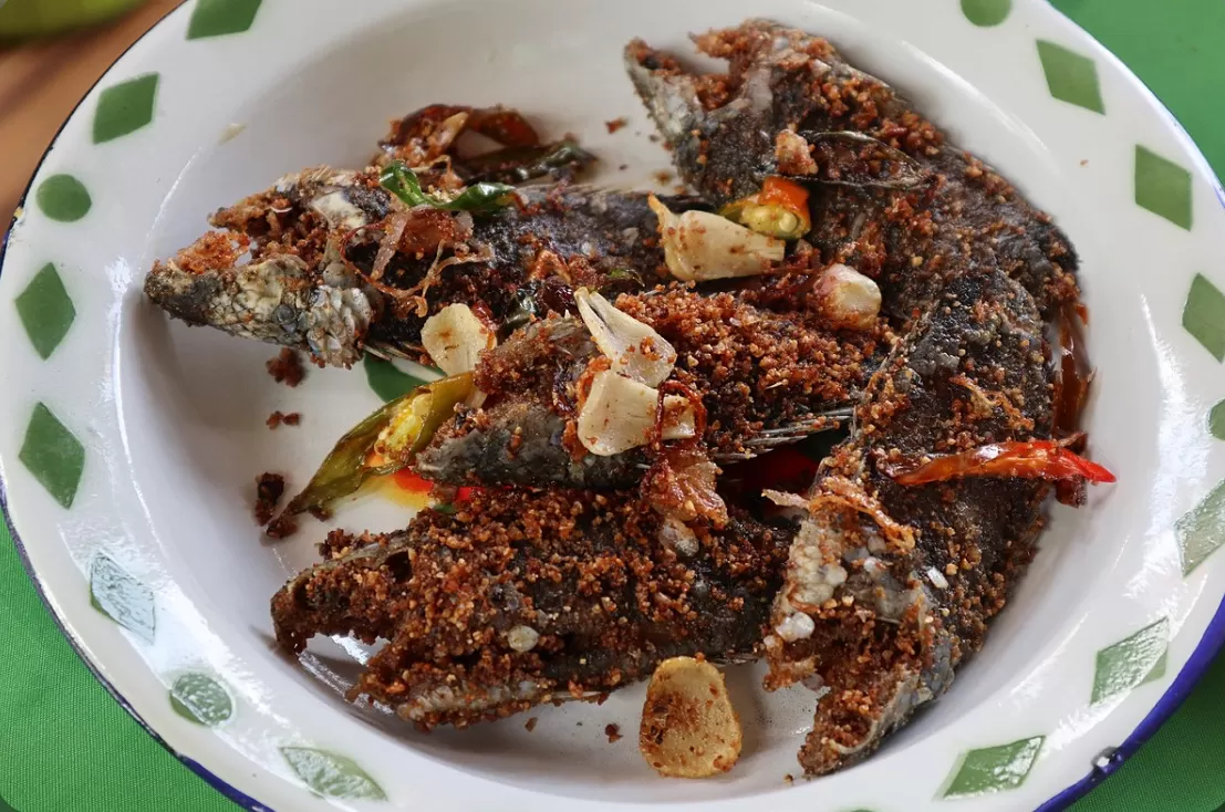 resep membuat Iwak Pakasam (wikipedia) (puspita )