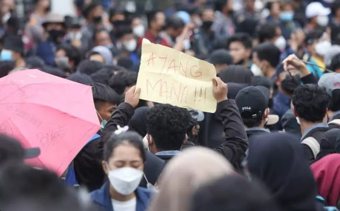 Berikut deretan perlengkapan yang wajib dibawa saat demo (jpnn) (puspita )