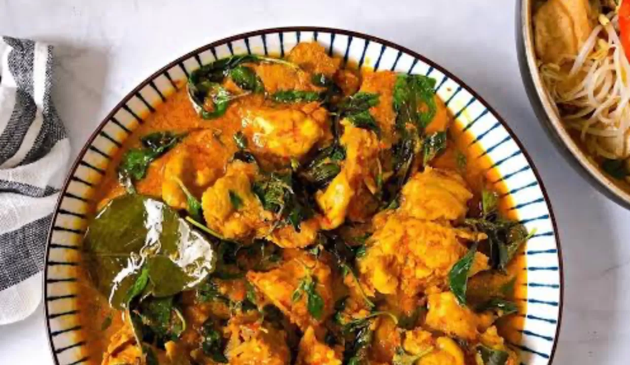 Resep Membuat Ayam Woku (orami) (puspita )