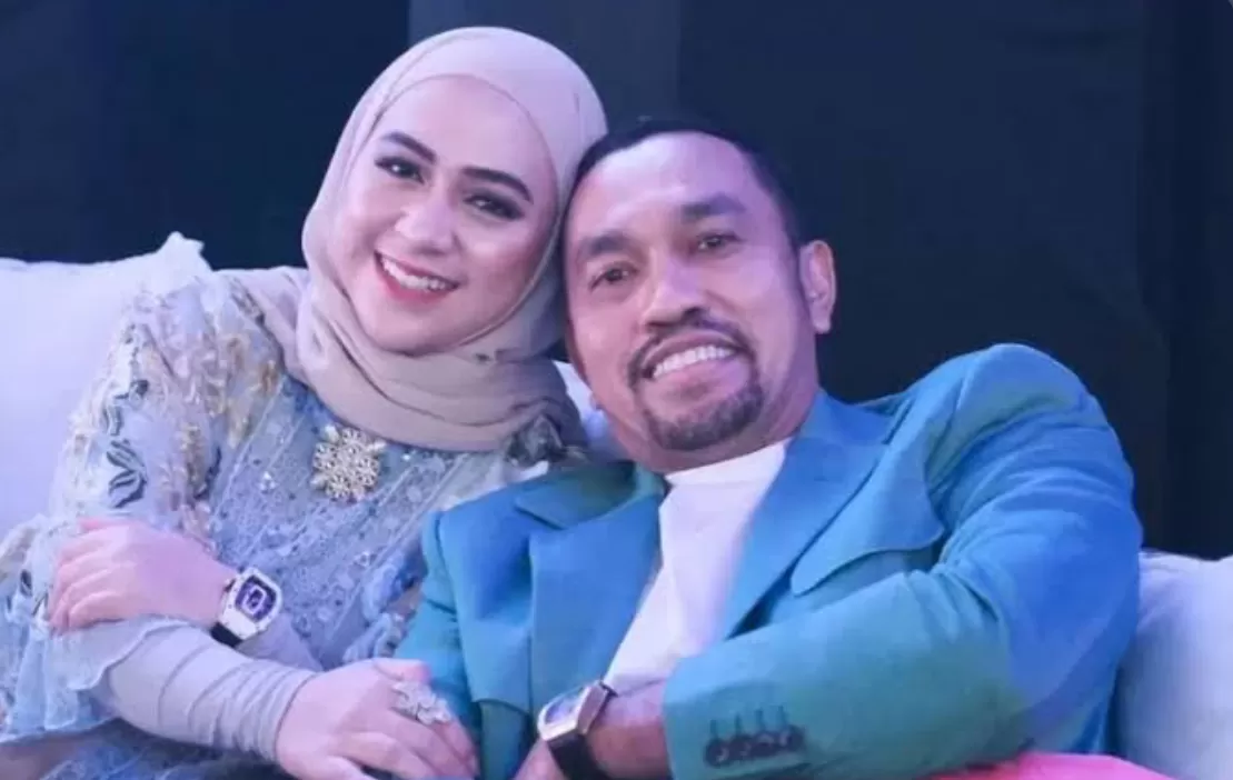 Sosok Feby Belinda, Istri Ahmad Sahroni (puspita)