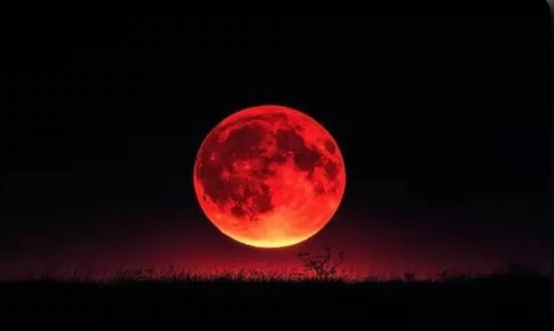 Blood Moon 7 september  (puspita)