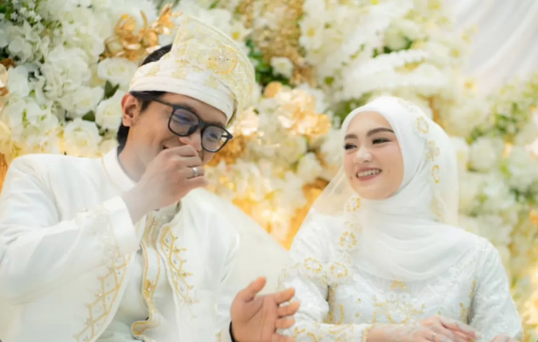 Dzawin Nur dan Renny Resmi Menikah (puspita)