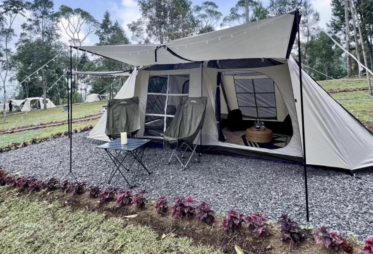 Sensasi Berkemah di The Signature Lodge (puspita)