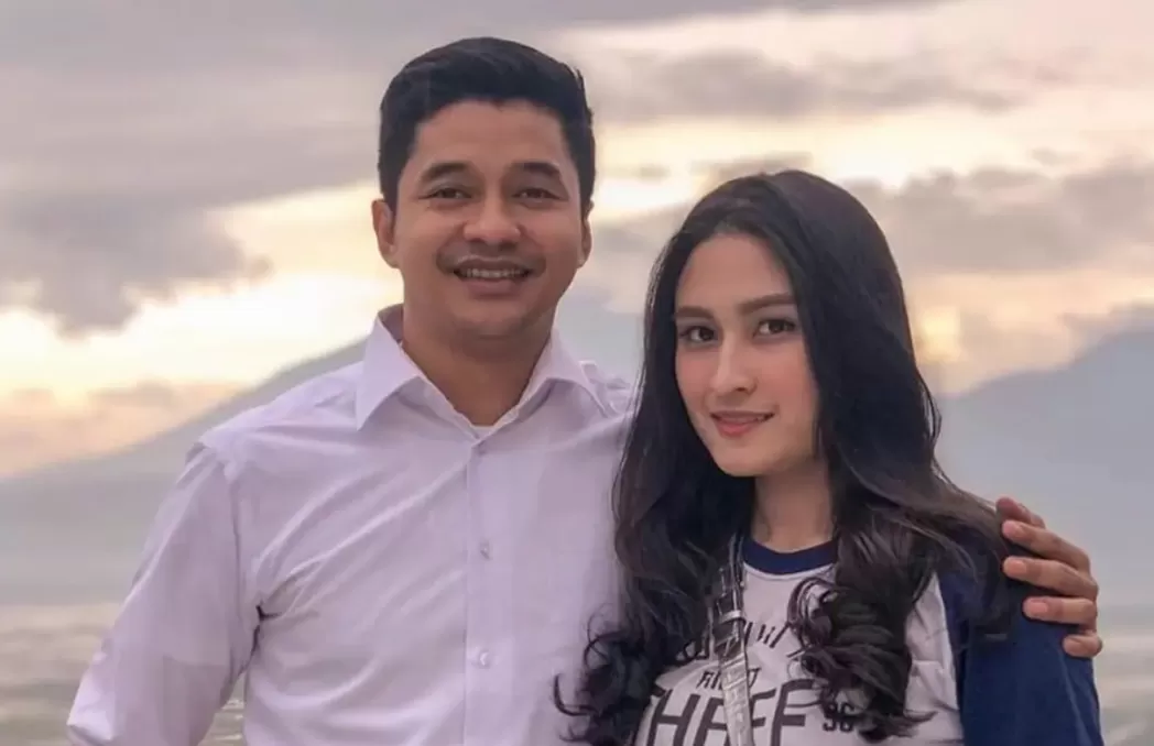 Adly Fairuz Digugat Cerai Angbeen Rishi (puspita )