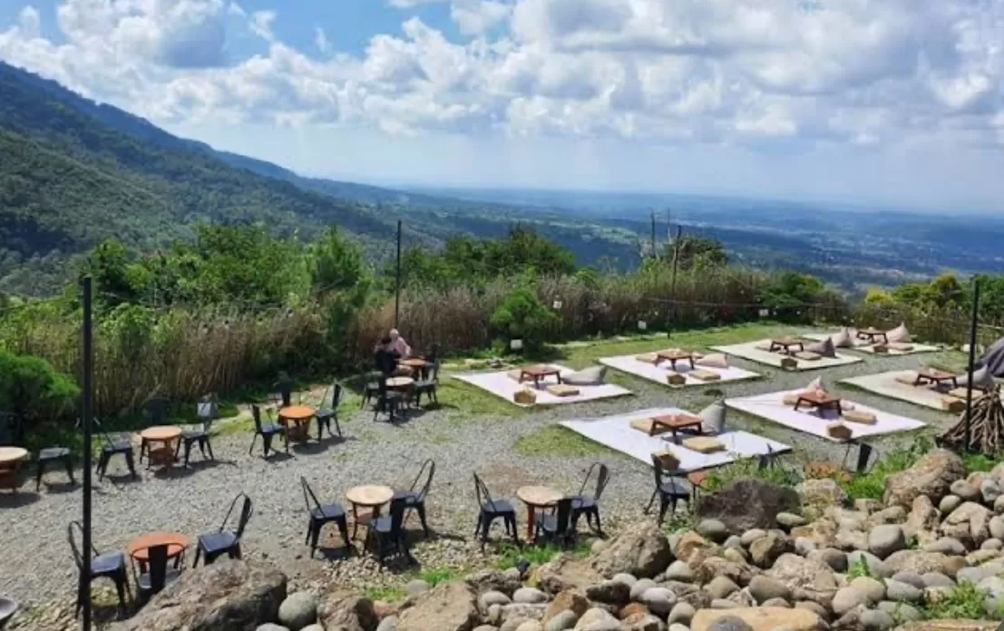 Arunika Eatery (puspita)