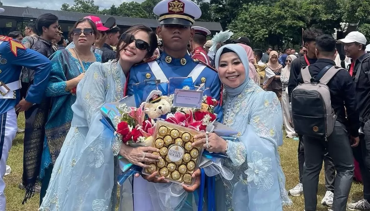 Putra Deui Perssik Lulus Akmil (puspita)