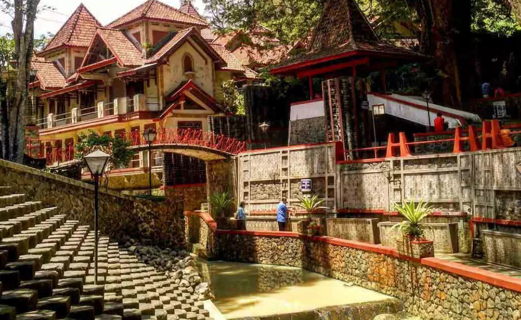 Gua Maria Sendangsono (puspita)