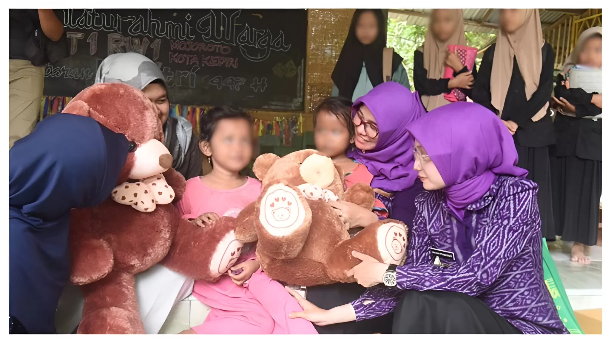 Wali Kota Kediri memastikan dua anak korban dugaan kekerasan mendapatkan perlindungan dan pendampingan maksimal melalui layanan kesehatan