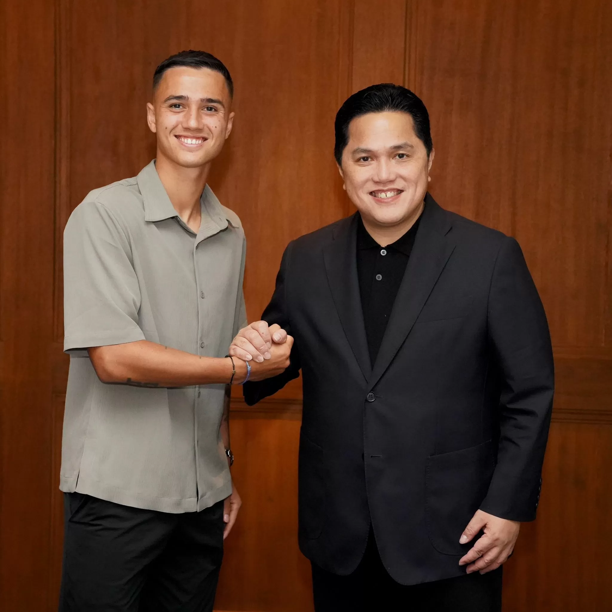 Mees Hilgers Dan Eliano Reijnders Bakal Bela Timnas Indonesia, Ini ...