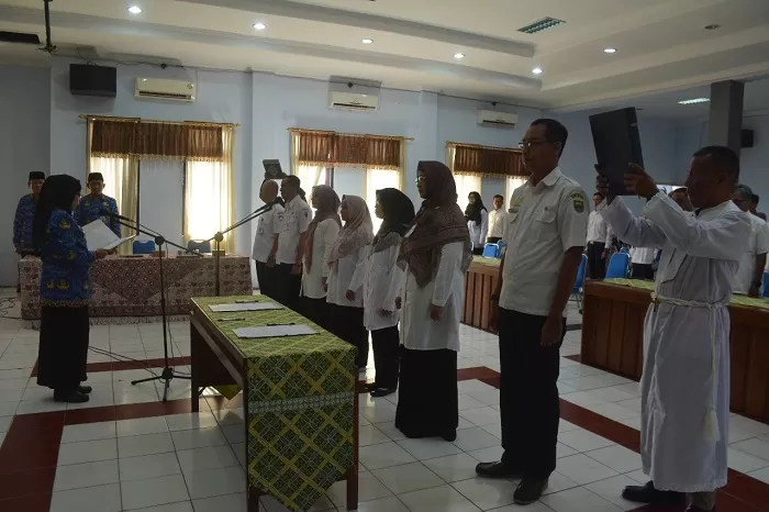 Tingkatkan Pelayanan Publik, Pj Bupati Lantik 7 Pejabat Administrasi ...