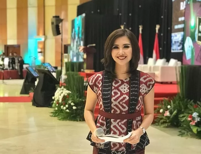 Profil Zilvia Iskandar Moderator Debat Cawapres 2024 Peraih Predikat Cum Laud Dari Binus 