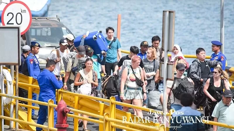 ASDP Pelabuhan Ketapang Tambah Kapal LDF, Antisipasi Kepadatan ...