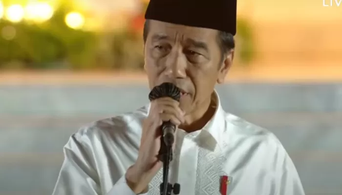 Jokowi meminta maaf dan menahan nangis jelang lengser dari jabatan Presiden setelah 10 tahun menjabat. (YouTube Kompas TV)