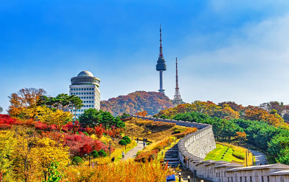 Keindahan dan Romantisme di N Seoul Tower - Radar Bangkalan