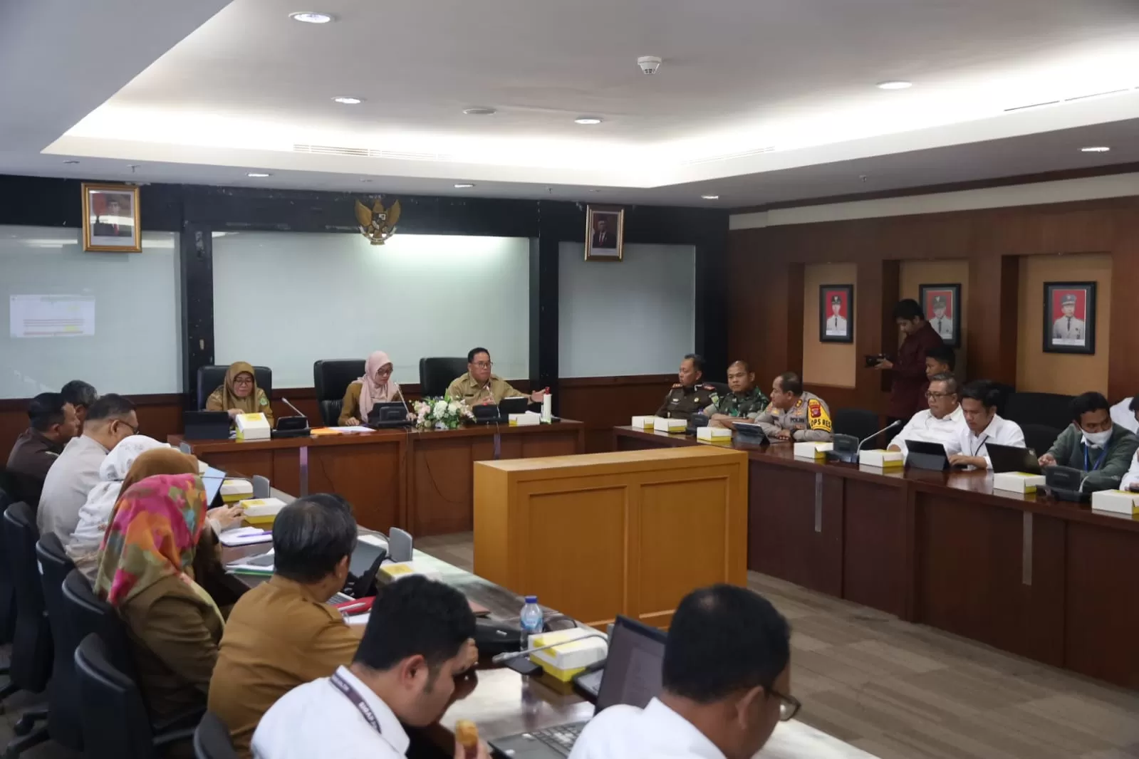 Pemda Bahas Penyelesaian Dampak Sosial Bandara VVIP