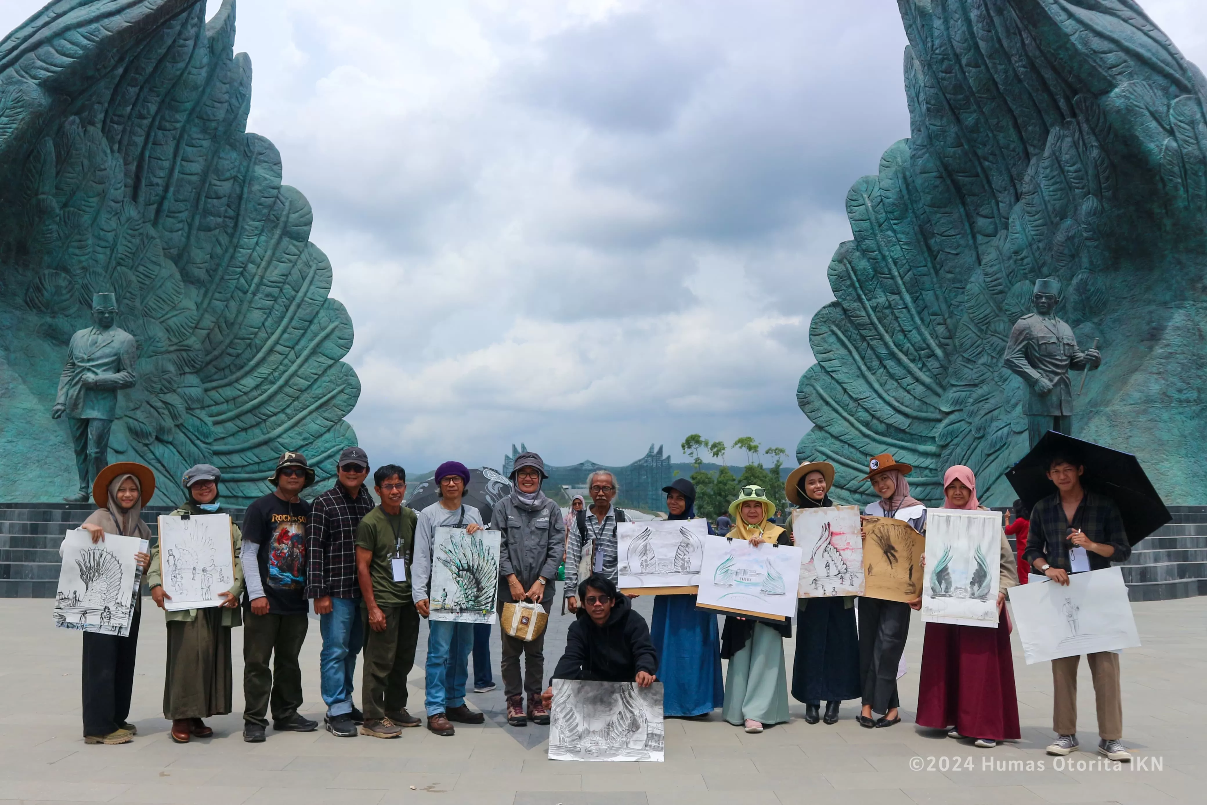 &ldquo;Nusantara Sketchwalk ini menjadi ruang bagi perupa untuk menuangkan ide dan kreativitasnya melalui seni rupa.