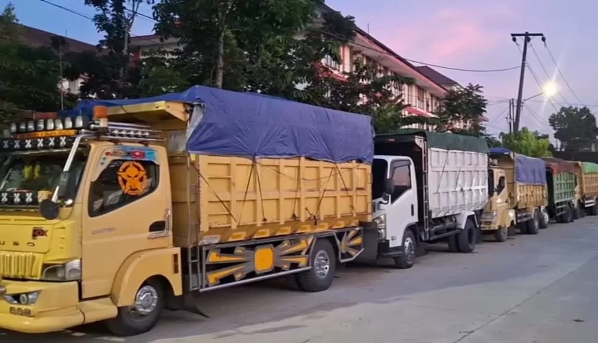  Dalam operasi kilat 28&ndash;29 September 2025, aparat gabungan menghentikan truk bermuatan batu bara tanpa izin, menertibkan bangunan usaha ilegal, dan menindak bekas tambang liar