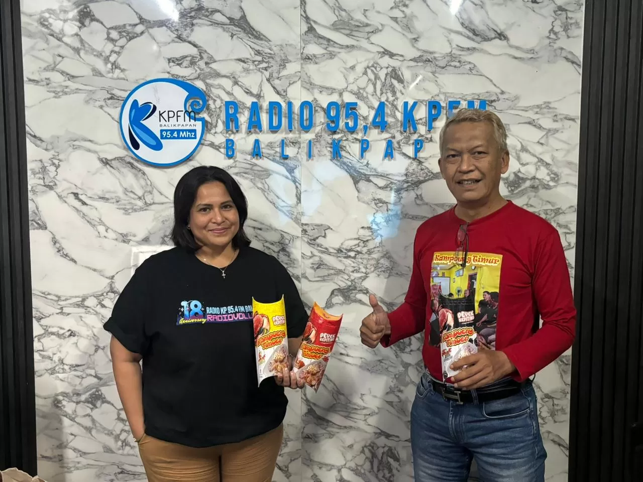 Chief Operating Officer (COO) Kampoeng Timoer, Woro Sumarsono, dalam program talkshow di Radio KPFM Balikpapan bersama Dinas Koperasi, UMKM, dan Perindustrian Kota Balikpapan, Sabtu (8/11/2025).