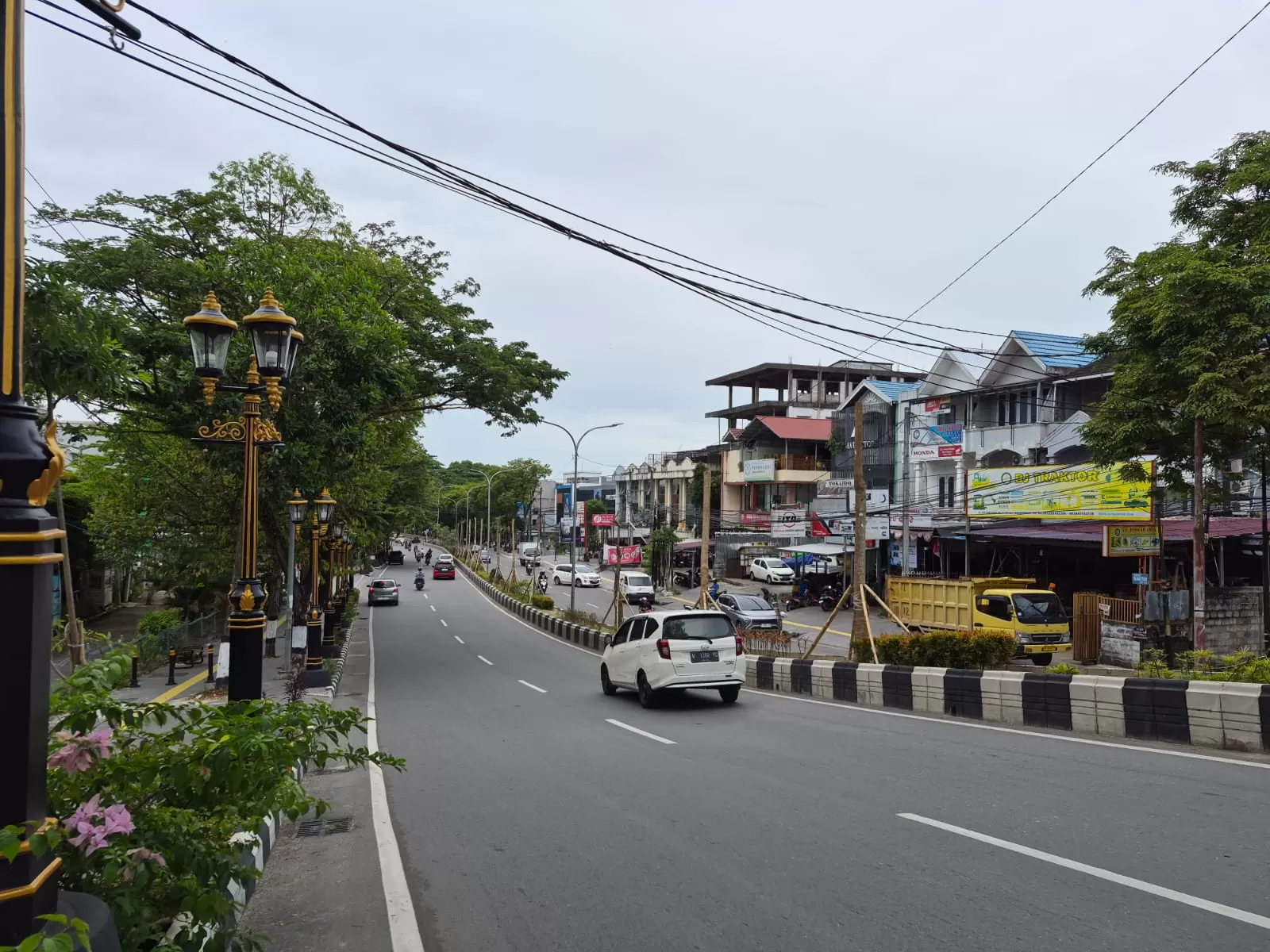 Segmen tiga KTL MT Haryono dari Roti Tiam hingga kawasan Balikpapan Baru.