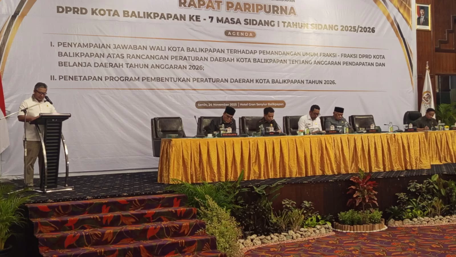 Ketua Bapemperda DPRD Kota Balikpapan Andi Arief Agung menyampaikan bahwa jumlah Raperda yang masuk dalam Propemperda 2026 terdiri dari 9 Raperda inisiatif DPRD dan 10 Raperda.
