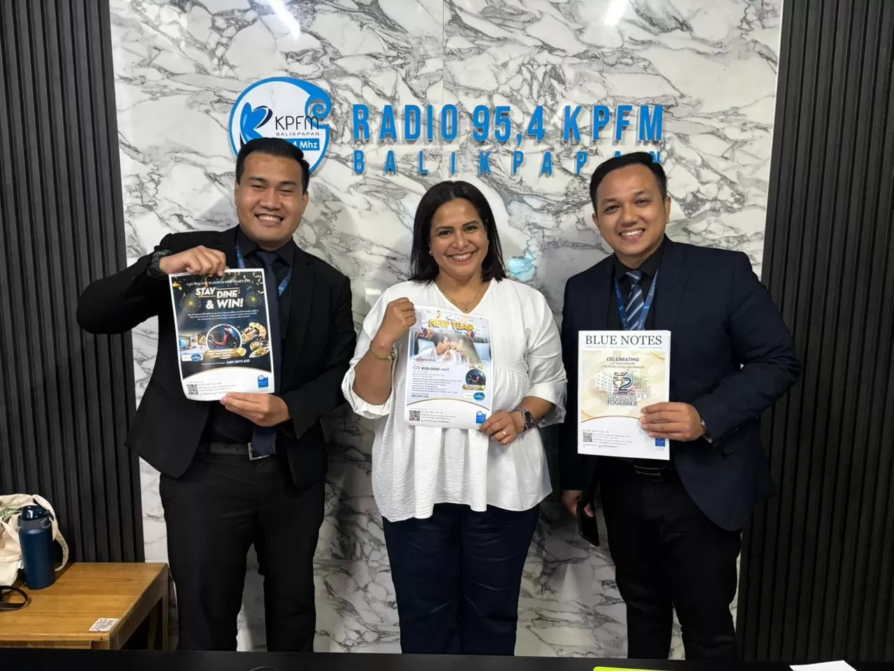 Blue Sky Hotel tawarkan Hadiah Motor Stay, Dine & Win pada saat Talkshow di Radio KPFM Balikpapan, Rabu 17 Desember 2025  