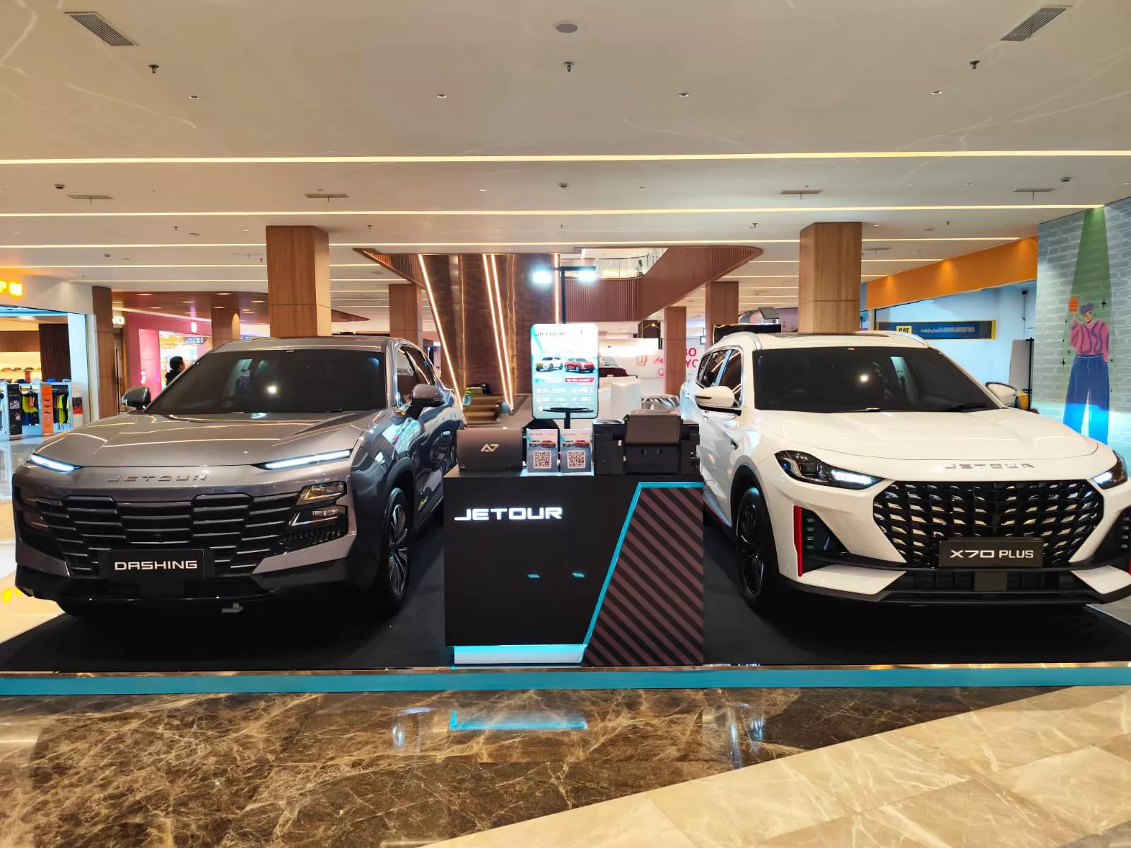 JETOUR Dashing dan JETOUR X70 Plus