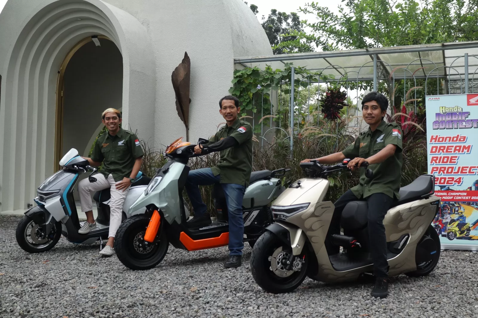 Modifikasi sepeda motor listrik Honda
