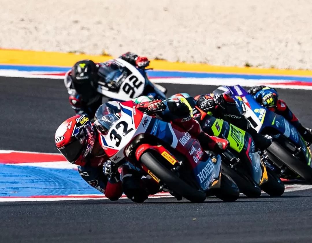 Muhammad Kiandra Ramadhipa (32)