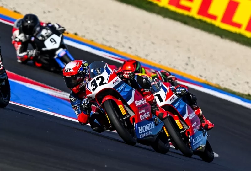 Muhammad Kiandra Ramadhipa (32)