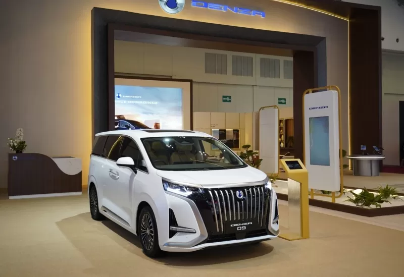 Booth DENZA di Permata Bank GJAW 2025