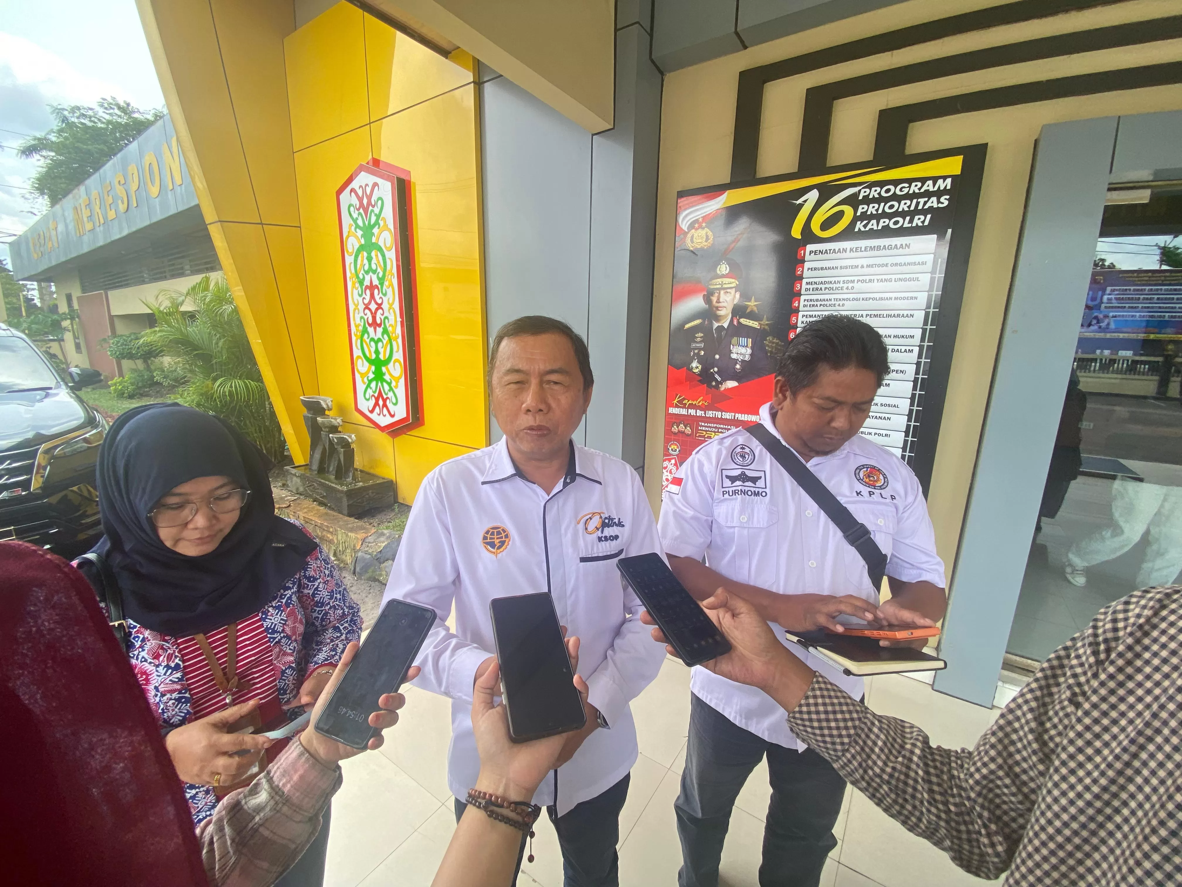 Armada Kapal untuk Arus Mudik di Pelabuhan Sampit Dipastikan Akan Bertambah  - Kaltengpos.jawapos.com